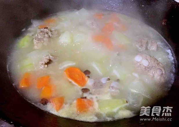 Ribs Stewed with Vegetables recipe