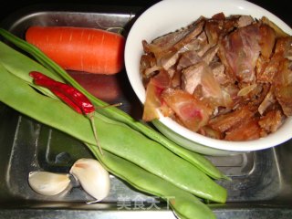 Stewed Beef with Sword Beans recipe