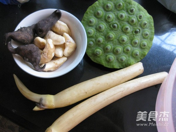 The Three Treasures of Hubei Lotus Pond recipe