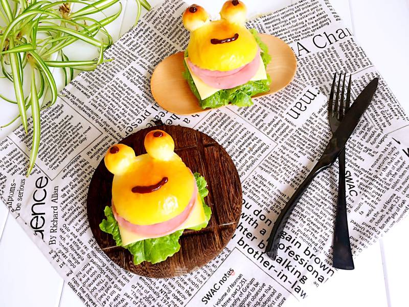 #aca烤明星大赛#frog Burger recipe