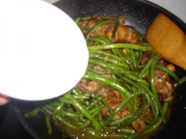 Carob Stewed Bone recipe