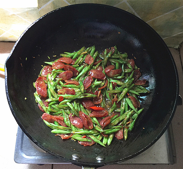 Cantonese Sausage Stir-fried String Beans recipe