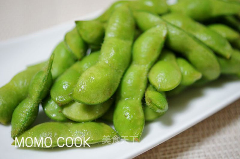 Simple and Quick Microwave Edamame