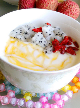 Dragon Fruit with Yogurt