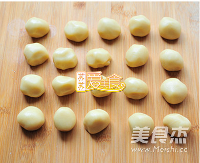Low Oil Version of Egg Yolk Crisp recipe