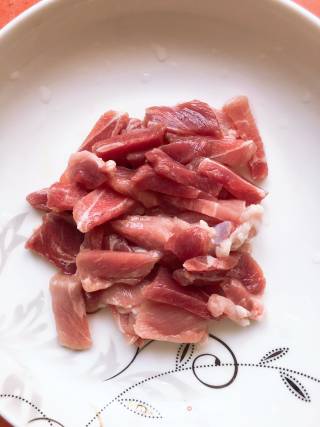Fried Pork with Beans recipe