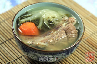 Cabbage Pot Pork Bone Soup recipe