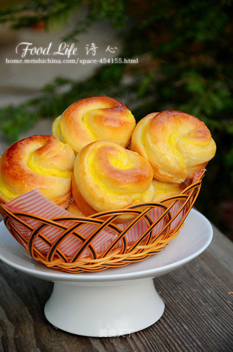 【chestnut and Rose Rolls】---a Bread As Charming As A Rose recipe