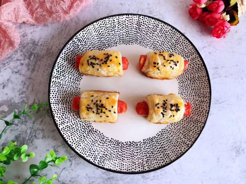 Croissant Sausage Rolls recipe