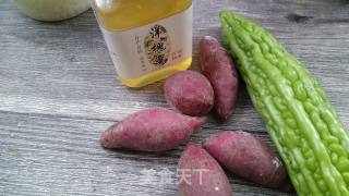 Bitter Gourd and Purple Sweet Potato Cake recipe