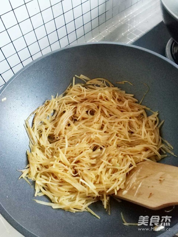 Potato Shreds Mixed with Bitter recipe