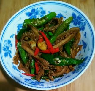 Stir-fried Braised Beef Tripe with Double Peppers recipe
