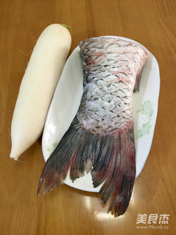 White Radish Fish Tail Soup recipe