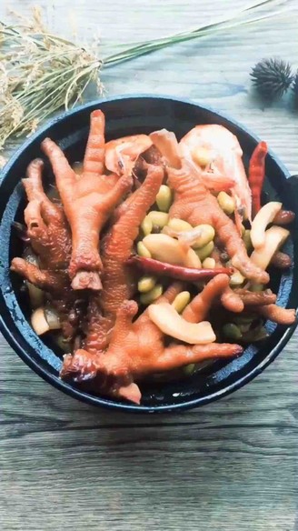 Chicken Feet Edamame Shrimp Pot