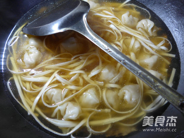 Shrimp Wonton Noodle Soup recipe