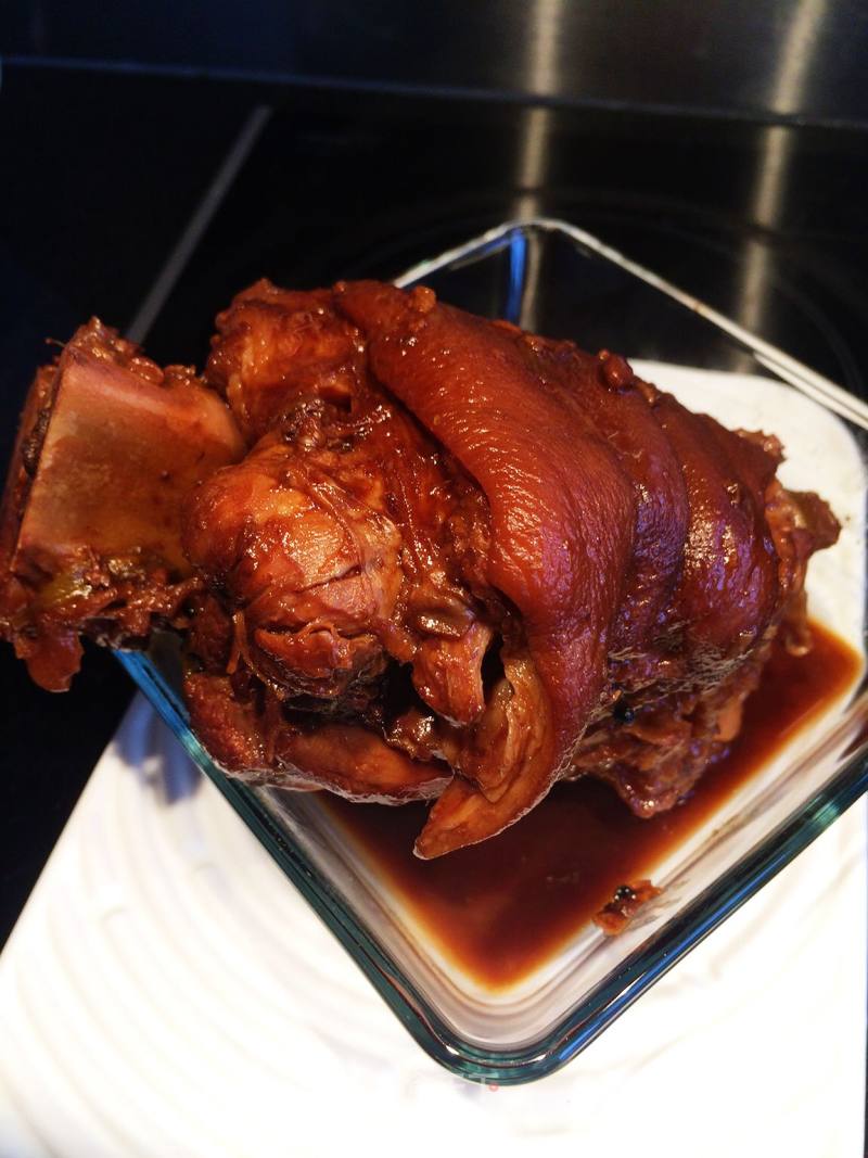 Pork Knuckle in Sauce recipe