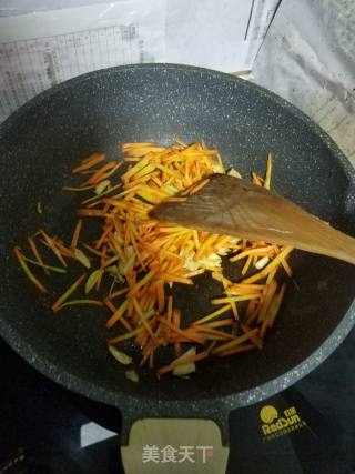 Stir-fried Carrots with Soybeans recipe