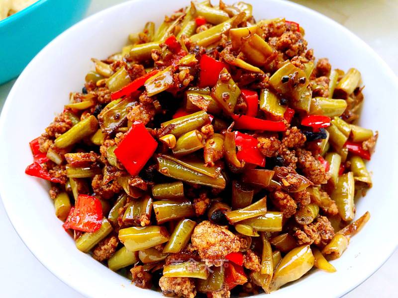 Stir-fried Minced Pork with Capers recipe