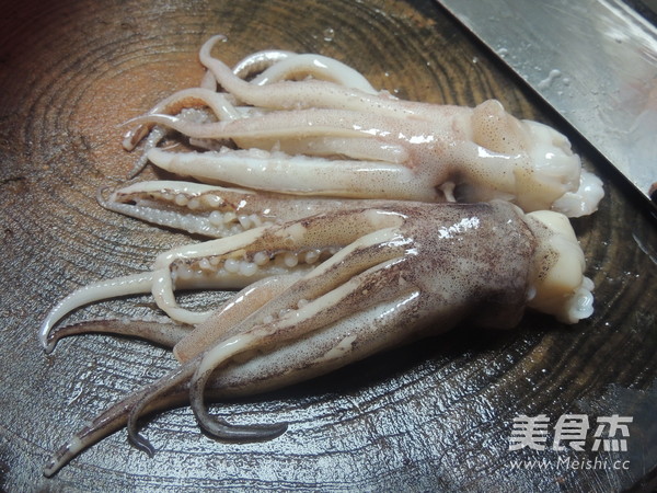 Sweet and Spicy Squid Whisk recipe