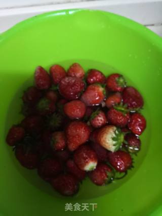 Mango Strawberry Mix Yogurt recipe