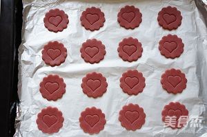 Strawberry Jam Sandwich Biscuits recipe