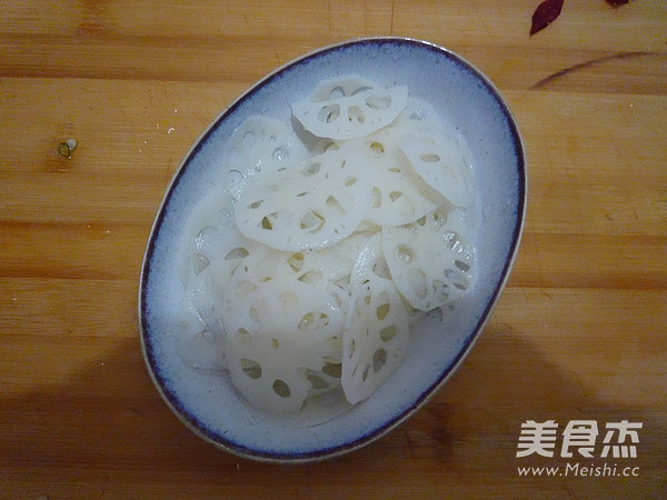 Hot and Sour Lotus Root Slices recipe