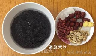 Black Rice and Walnut Porridge recipe