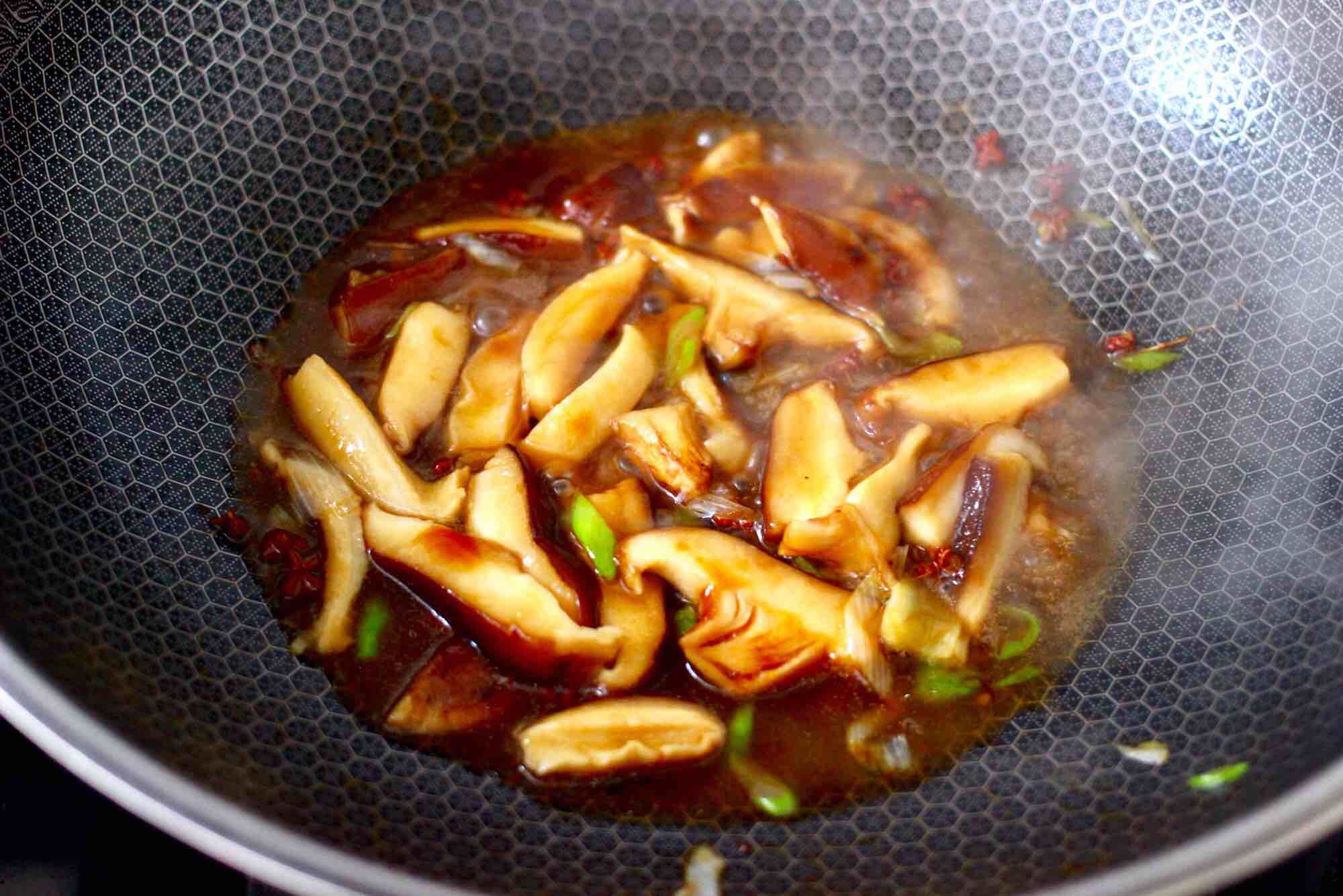 Celery Stir-fried Shiitake Mushrooms recipe
