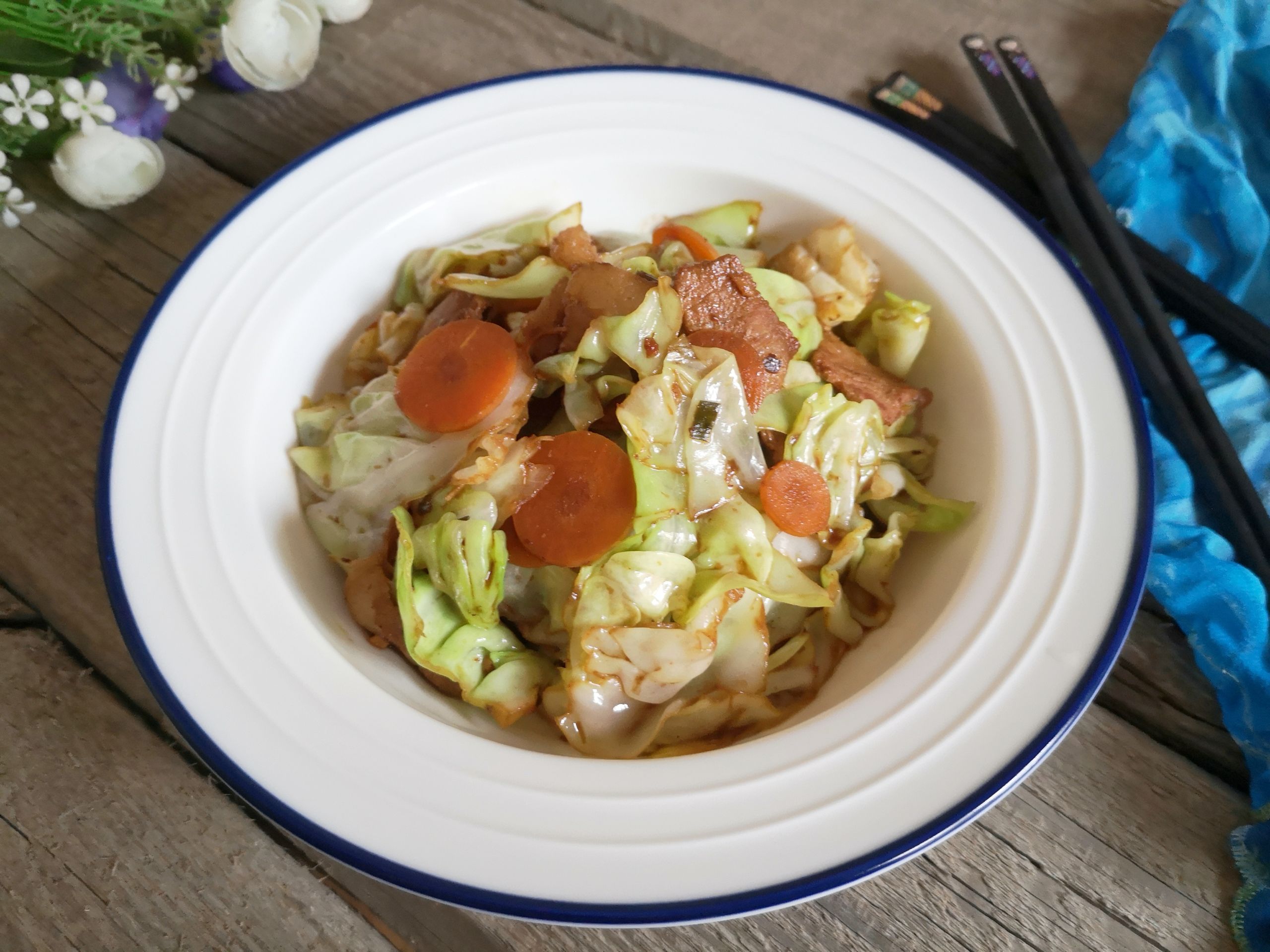 Gluttonous and Delicious Shredded Cabbage, Too Wasteful of Rice recipe