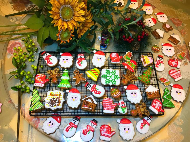 Christmas Icing Cookies recipe