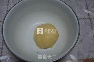 Lotus Paste and Egg Yolk Crisp recipe