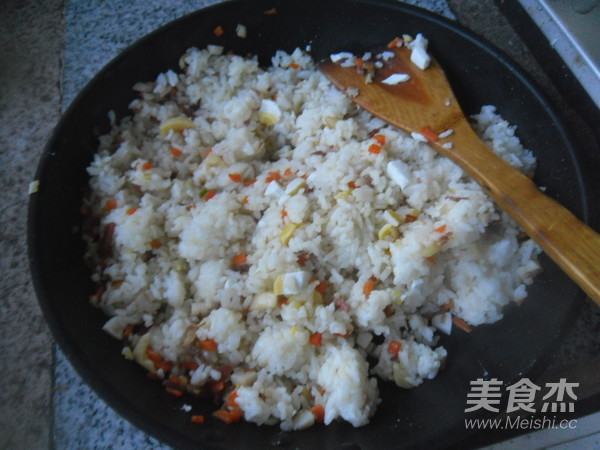 Fried Rice with Ham and Salted Egg recipe