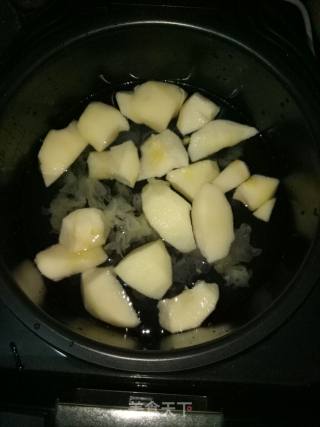 Apple Tremella Syrup recipe