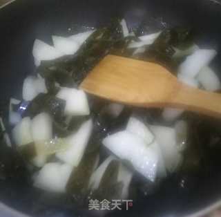 Winter Melon Seaweed Soup recipe