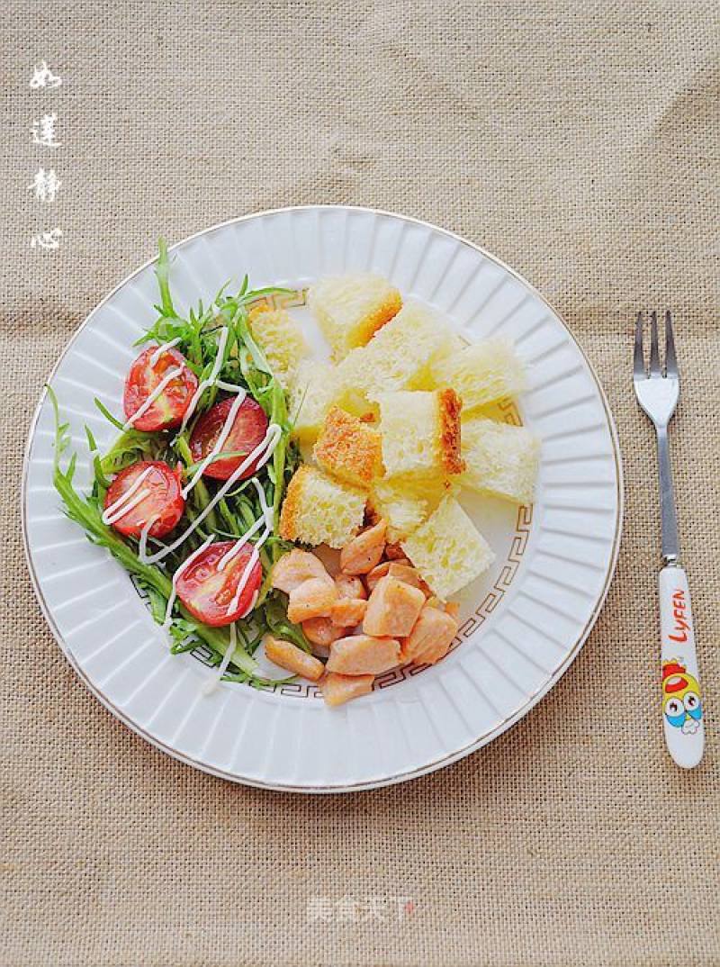 Salmon Salad Croutons recipe