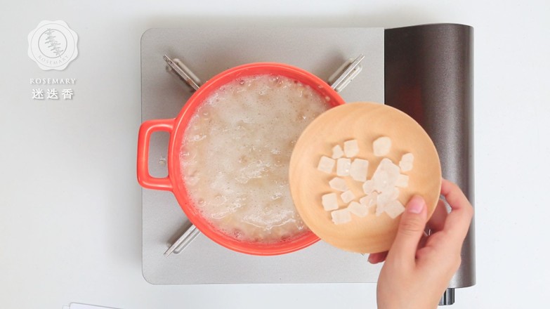 Brown Rice and Lotus Seed Porridge recipe