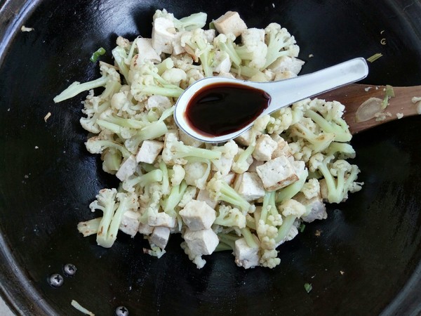 Braised Organic Cauliflower Tofu in Oyster Sauce recipe