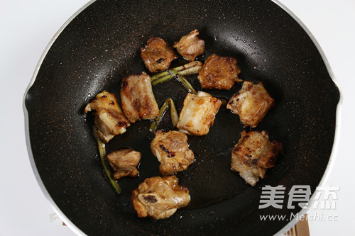 Chestnut and Lotus Seed Ribs Rice recipe