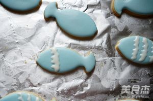 Frosted Fish Biscuits recipe