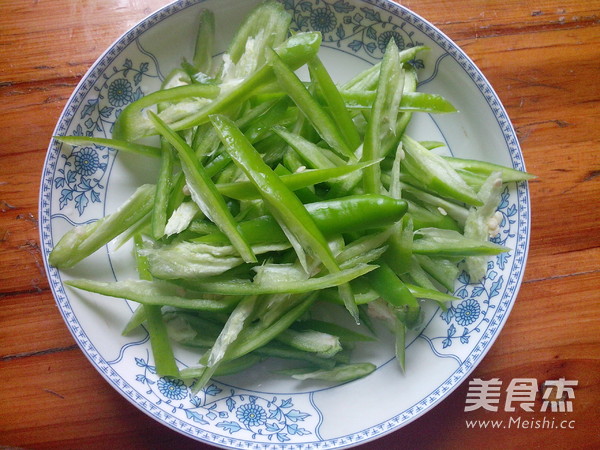 Shredded Pork with Green Pepper and Carrot recipe