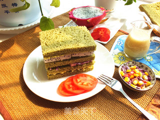 Colorful Dragon Fruit Sandwich recipe