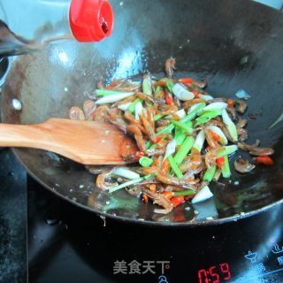 Stir-fried River Prawns with Celery and Garlic recipe
