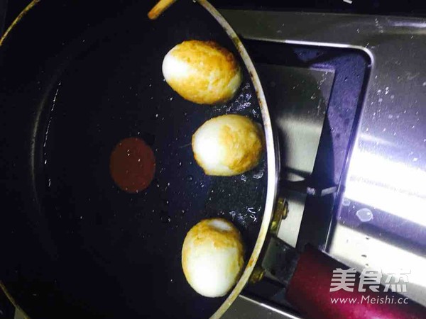 Braised Pork with Tiger Skin Egg recipe