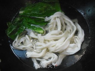 Simple and Delicious Breakfast-----three Fresh Soup Noodles recipe