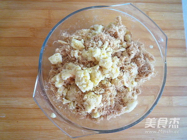 Cantonese Style Golden Thread Pork Floss Moon Cake recipe