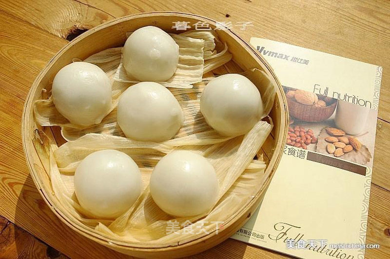 Sticky Bean Buns recipe