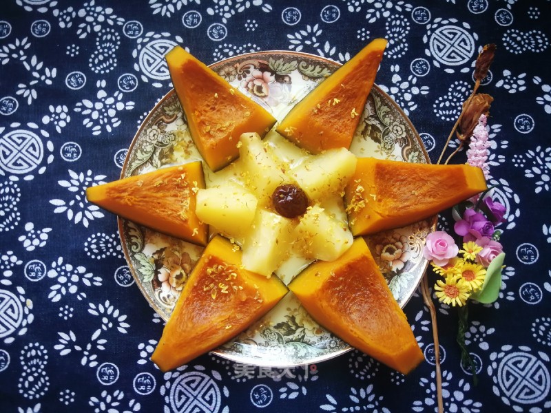 Steamed Pumpkin Apples with Rock Sugar