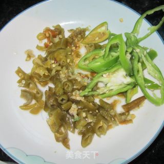 Stir-fried Sour and Spicy Donkey Meat recipe