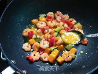 Mango Juice Drenched Shrimp recipe