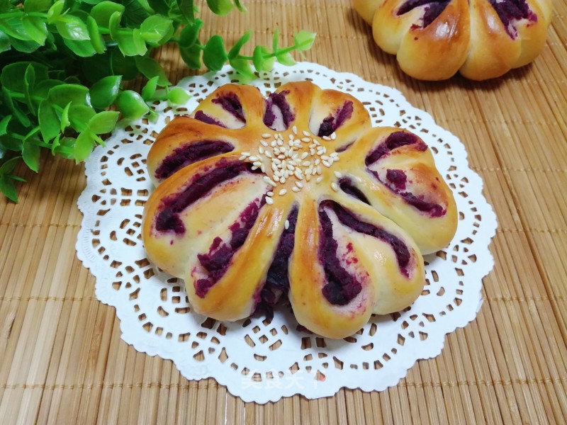 #花样美食#purple Sweet Potato Flower Bag recipe